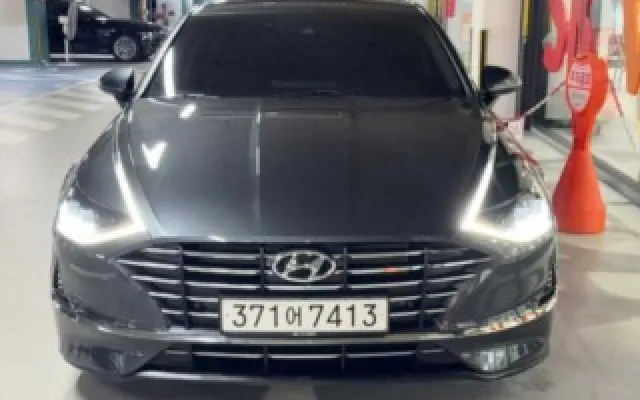 쏘나타 중고차 쏘나타 (DN8) 2.0 프리미엄 패밀리 매물 사진 3 - 2019/09 73,379km